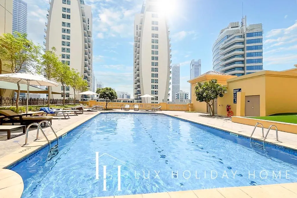 Lux The Premium Dubai Eye View Suite