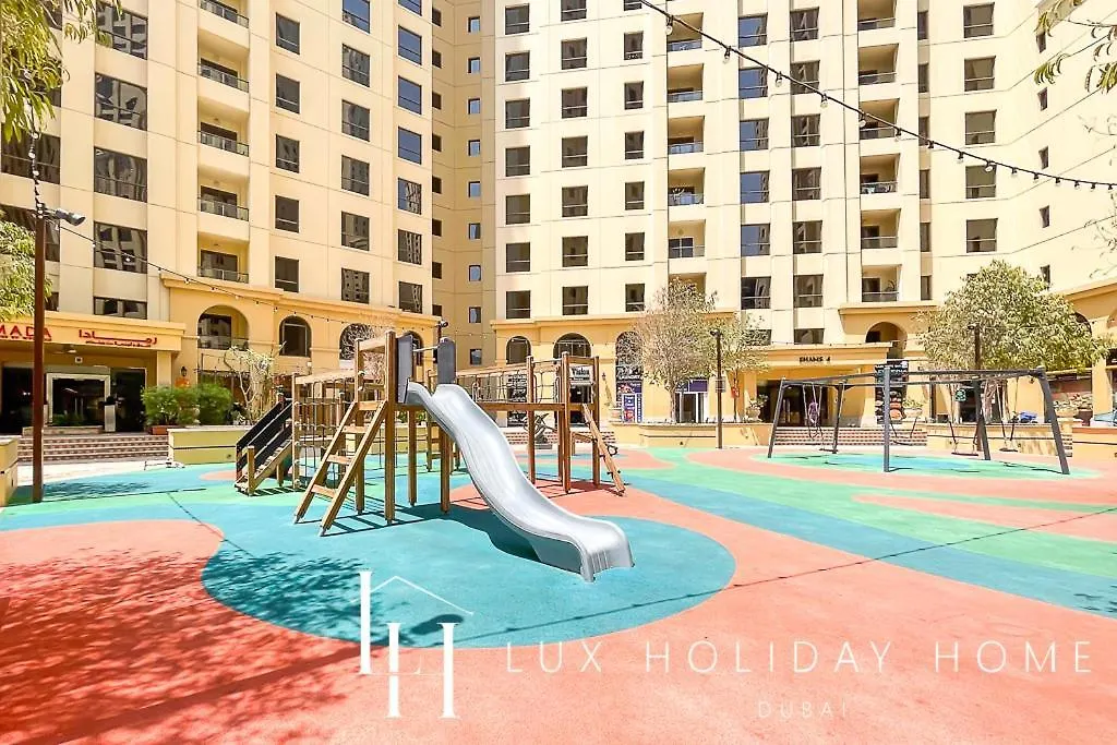 Lux The Premium Dubai Eye View Suite Apartment
