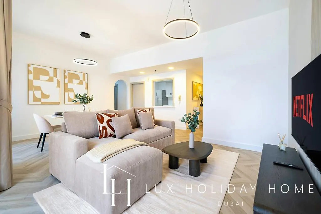 Lux The Premium Dubai Eye View Suite
