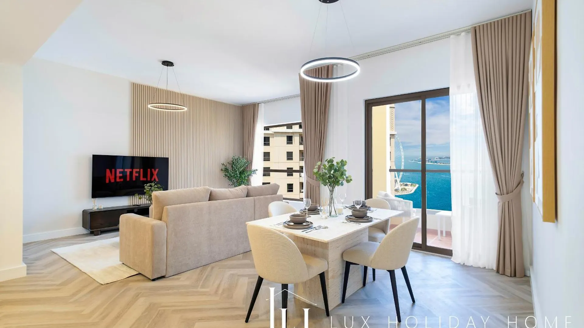 Lux The Premium Dubai Eye View Suite